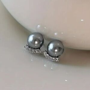 NEW Elegant Dark Pearl Little Diamond Everyday Stud Earrings